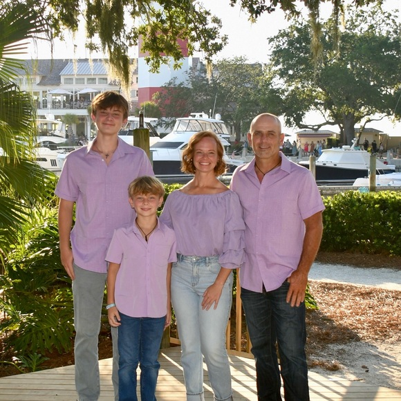 Meet your Posher, Amanda - Picture 1 of 1